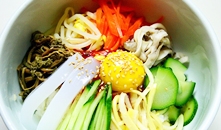 싱그러운 나물 비빔밥