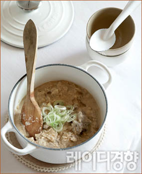 제철 재료로 만들어 더 맛있다! 가을을 느끼는 따끈한 찌개