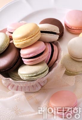 달콤한 디저트 Sweet, Sweet Macaron